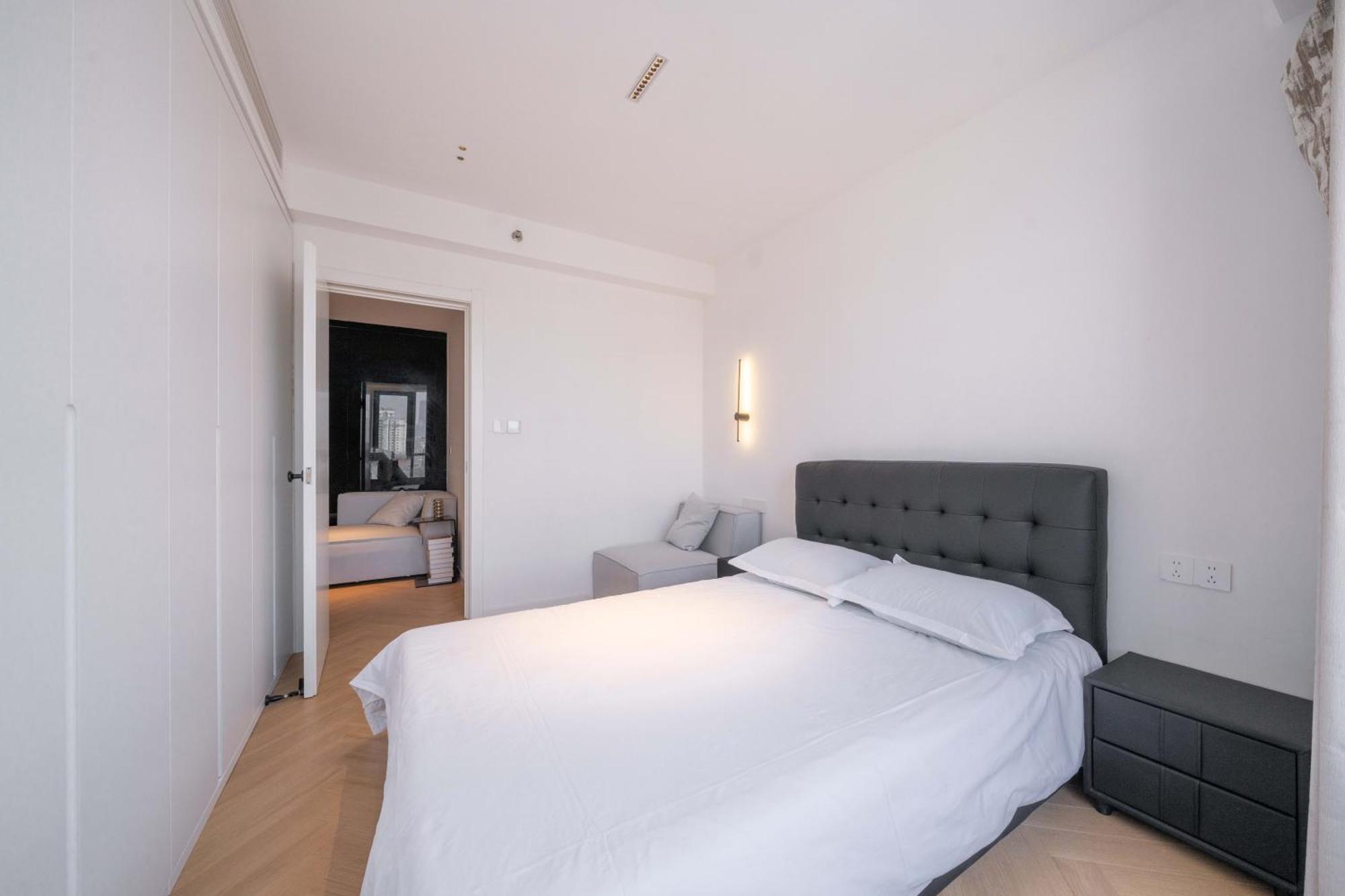 Zhome- Count Luxury 2 Apartment *